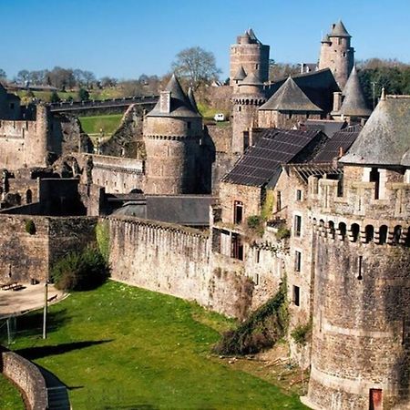 Appartement Proche Gare Routiere Fougères Exteriér fotografie