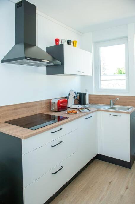 Appartement Proche Gare Routiere Fougères Exteriér fotografie